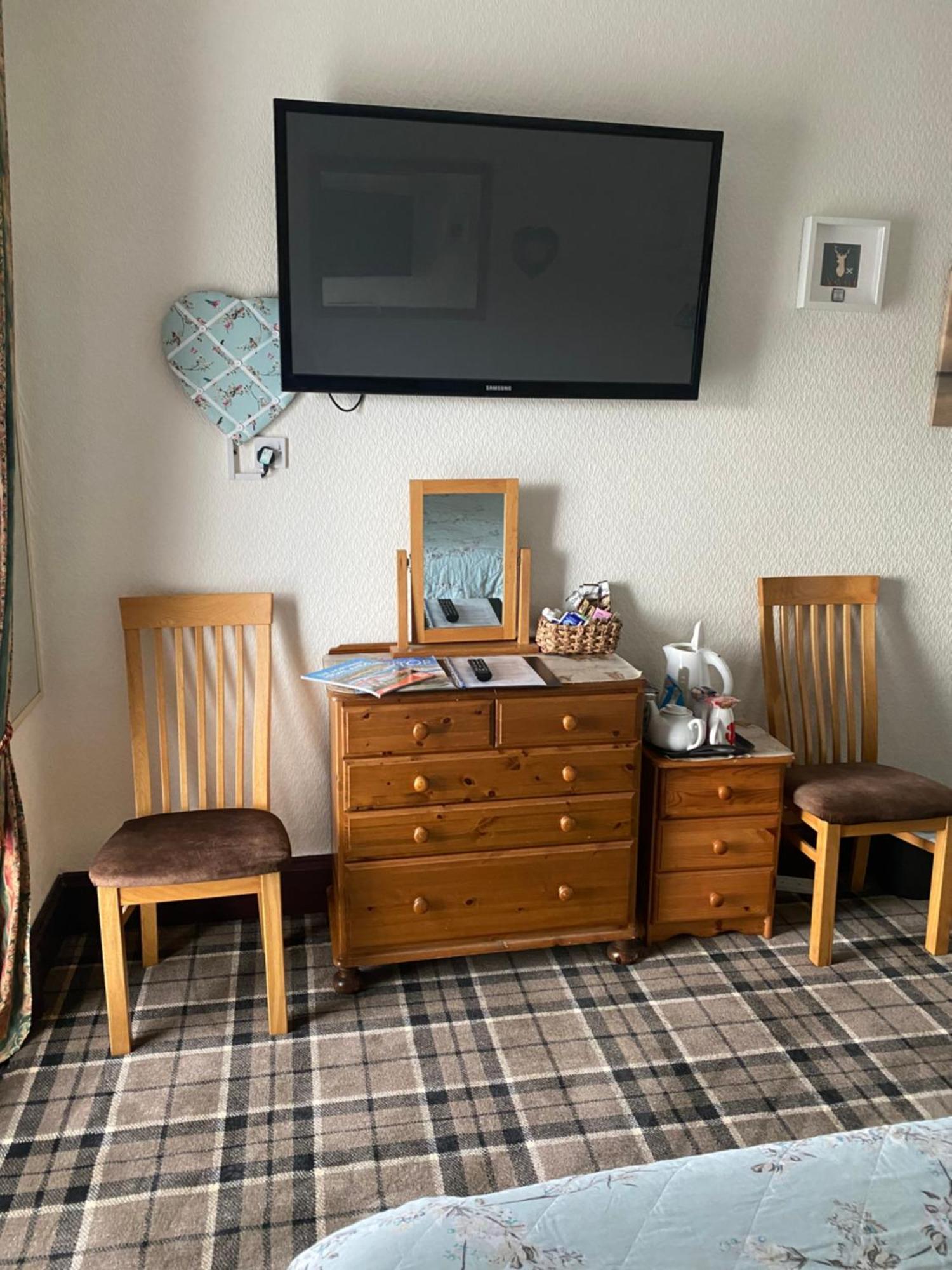 Cromarty View Guest House Accommodations & B&B Dingwall Eksteriør billede