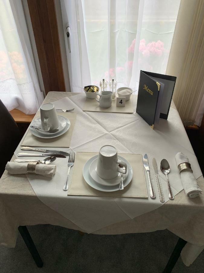 Cromarty View Guest House Accommodations & B&B Dingwall Eksteriør billede
